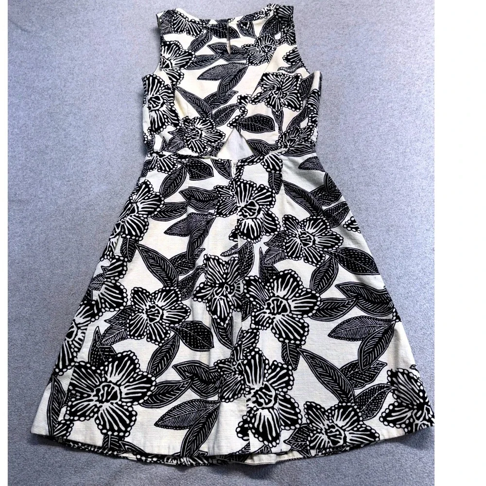 J Crew Fit And Flare Dress Womens 00 Black Cream/Yellow Floral Cutout Classic
